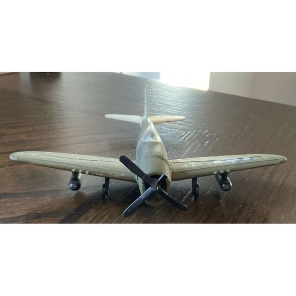 Lot of 5 Toy Diecast Airplanes Thunder Jug US Airforce Propeller broke on One - Picture 4 of 4